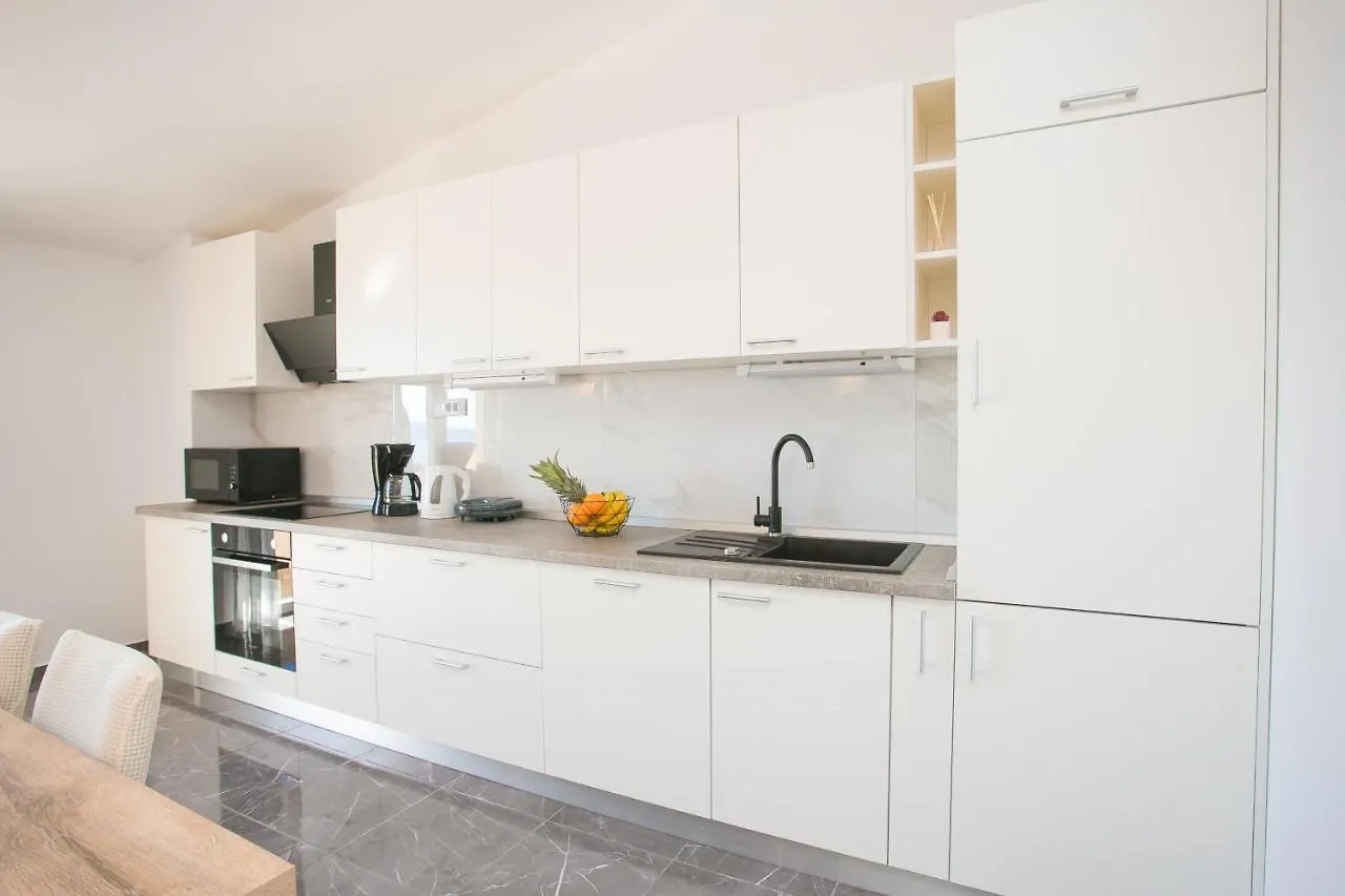 Seaview Apartment A&A Kastela 0*,  Croatia